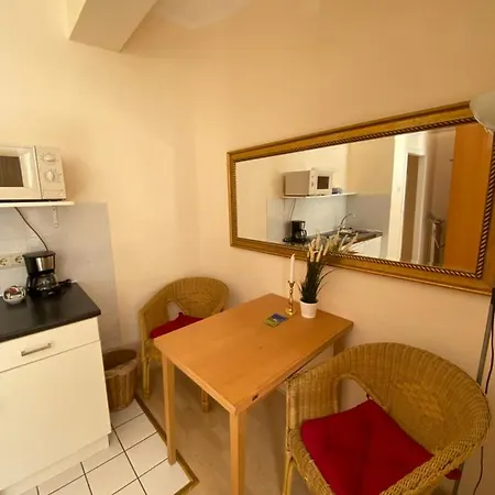 City-apartment Apartment